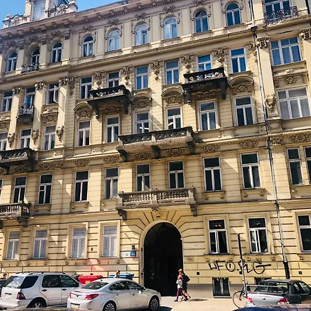 Kamienica śródmieście 19a * Varsovia